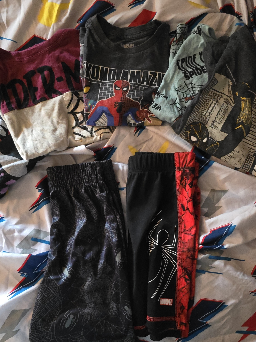 Marvel Kids Spider-Man- 5 Shirts 2 Shorts